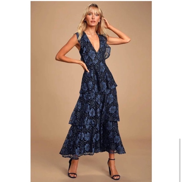 NWT Lulus Molinetto Navy Blue Lace Ruffled Tiered Sleeveless Maxi Dress​ XS - Picture 1 of 11